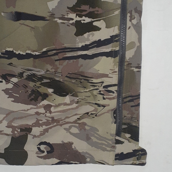 Under Armour Barren Camouflage Hunting Pants - Picture 4 of 10